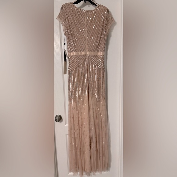 Adrianna Papell Women's Beaded V-Neck Dress with Cap Sleeves and Waistband. - Picture 2 of 7